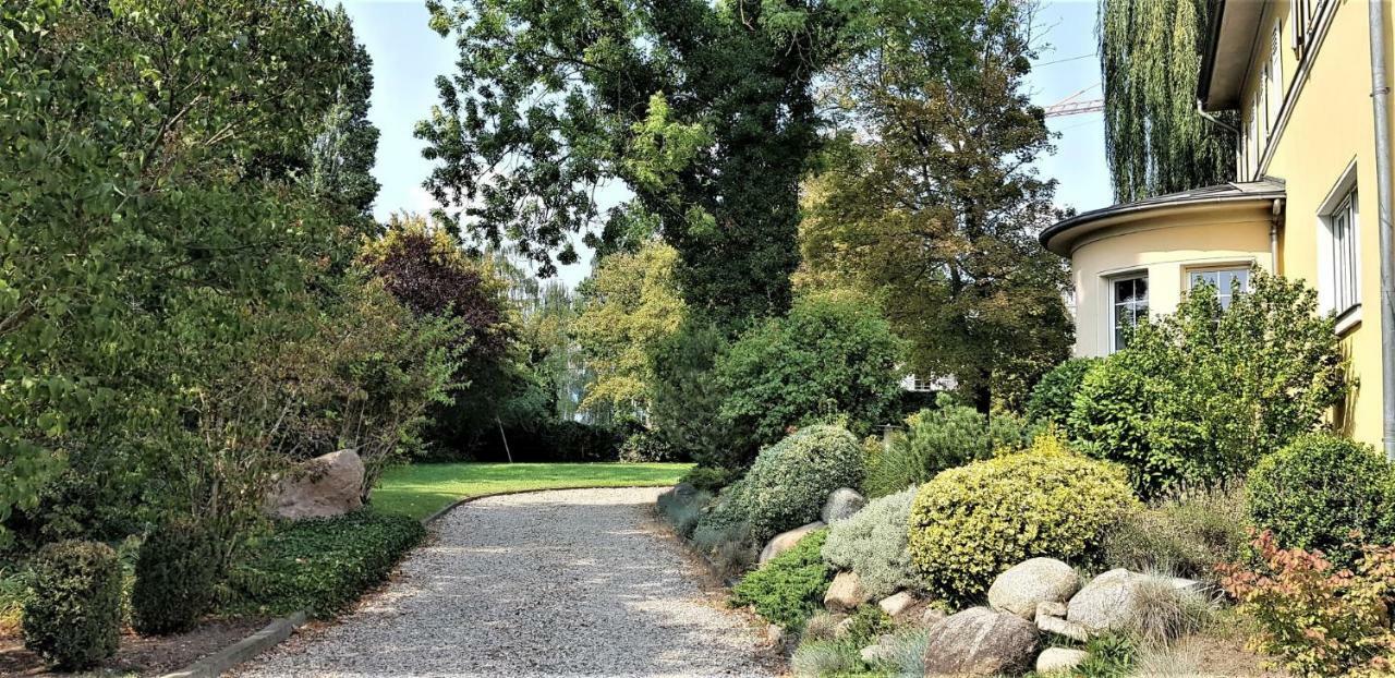 Villa Romahn Schkeuditz Esterno foto